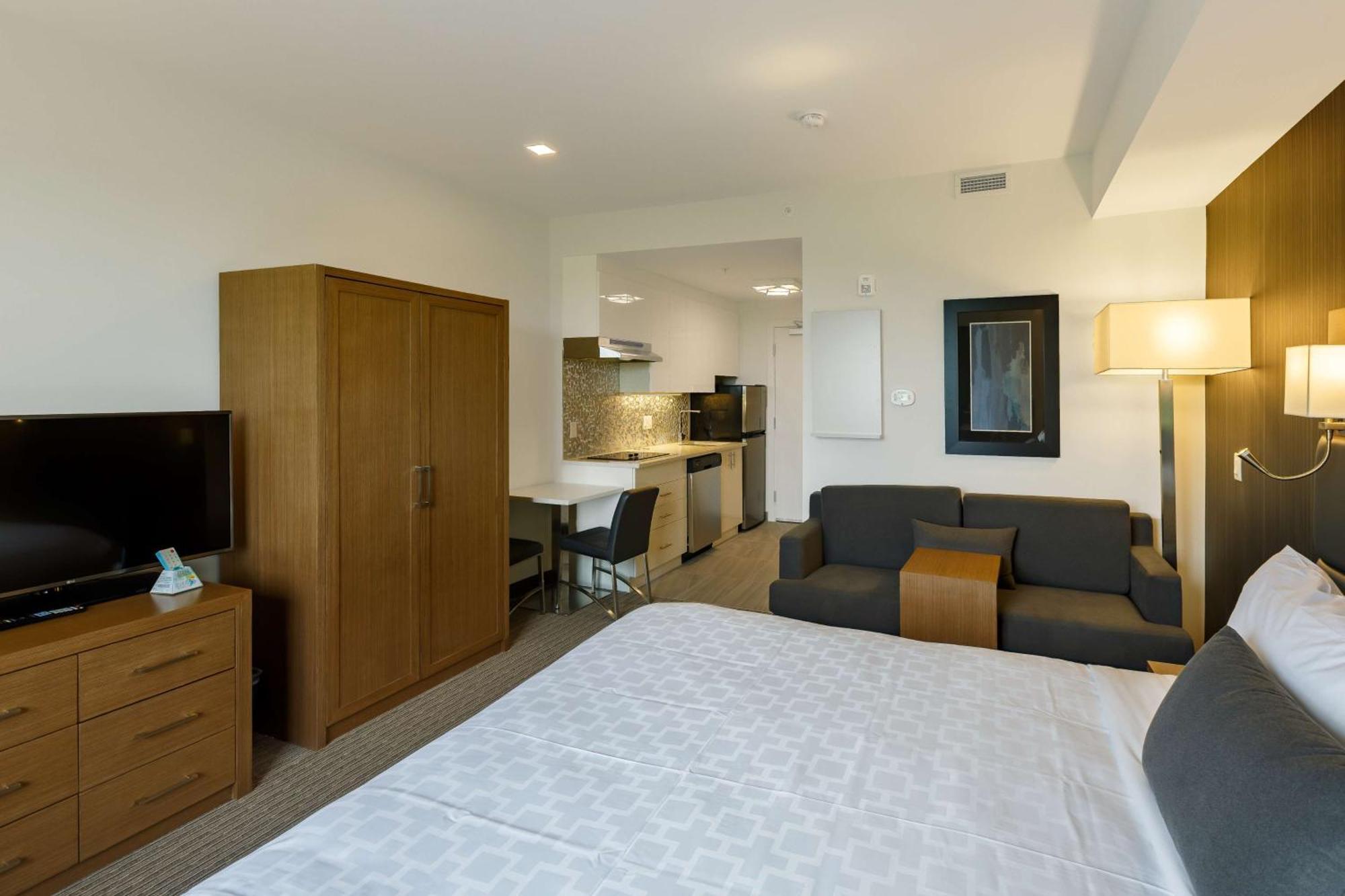 Executive Residency By Best Western Calgary City View North Exteriör bild